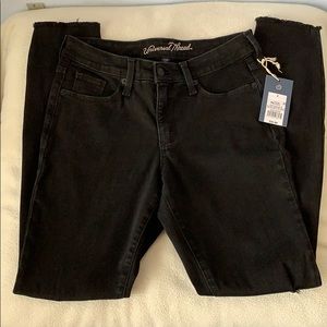 Universal Thread Ripped Raw Bottom Skinny Jeans